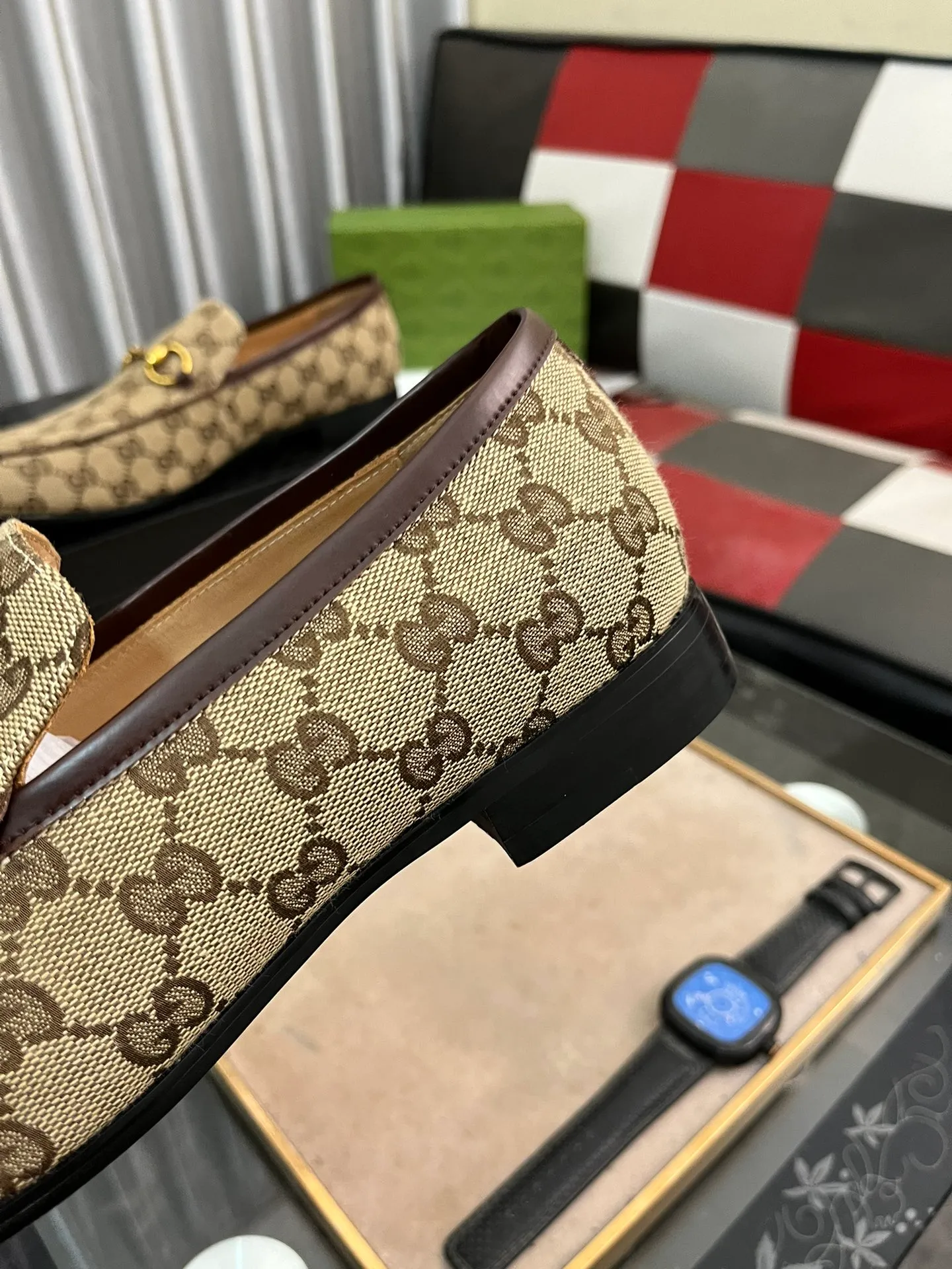 Men's men's shoes 💰500⌚️⌚️(Gucci·GUCCI) new product series ss hot new products 💢 💠 Casual leather shoes 👞, first layer of cowhide, upper hardware buckles and logo on the sides of the shoe, brand logo on the insole and sole 💠 💎Upper: 100% cowhide 💎Inner: cowhide/100% 💎Feet: cowhide/100% 💎Sole: rubber/100% 💎SIZE: 38 39 40 41 42 43 44 Can be customized 45